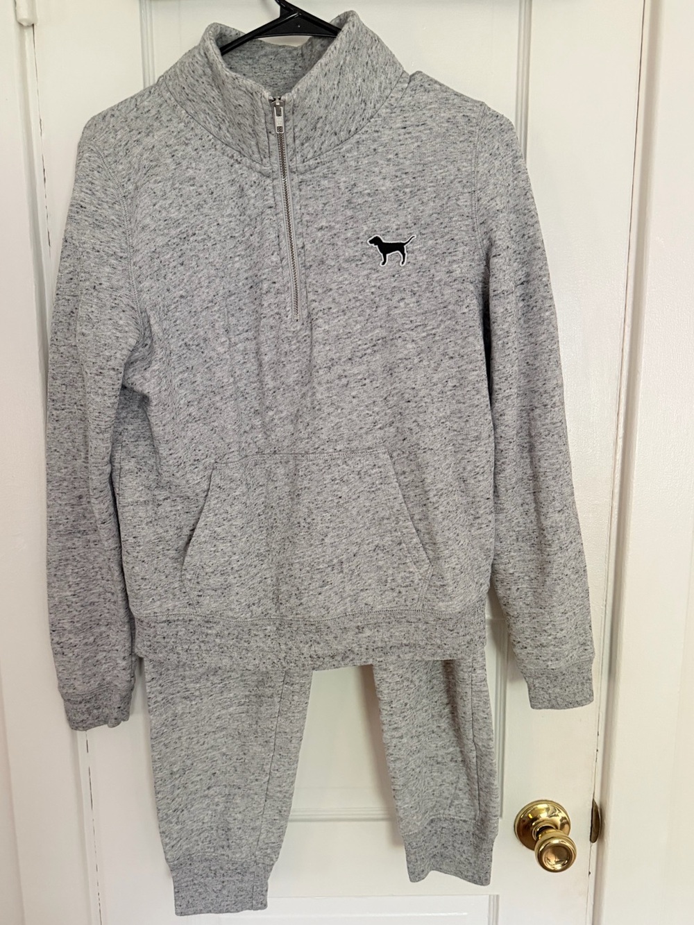 PINK Victoria’s Secret Gray Quarter-Zip Sweatshirt & Jogger Set – Size Medium
